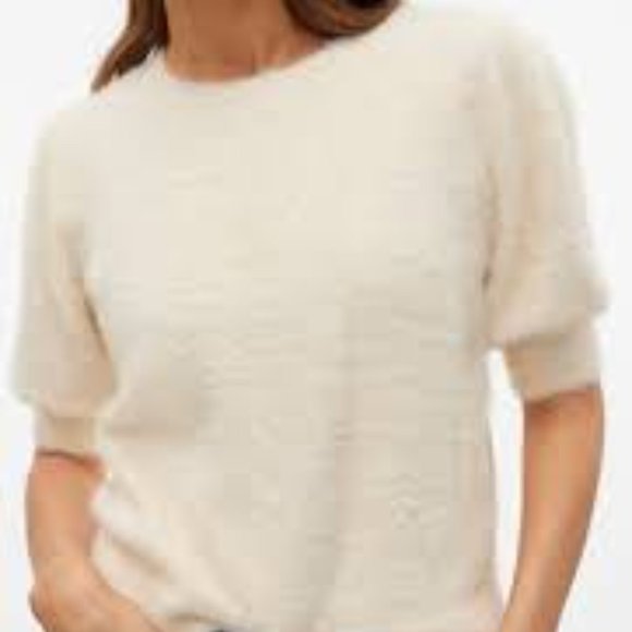 fluffy short sleeve ivory roundneck sweater B.Young size medium - Picture 10 of 11